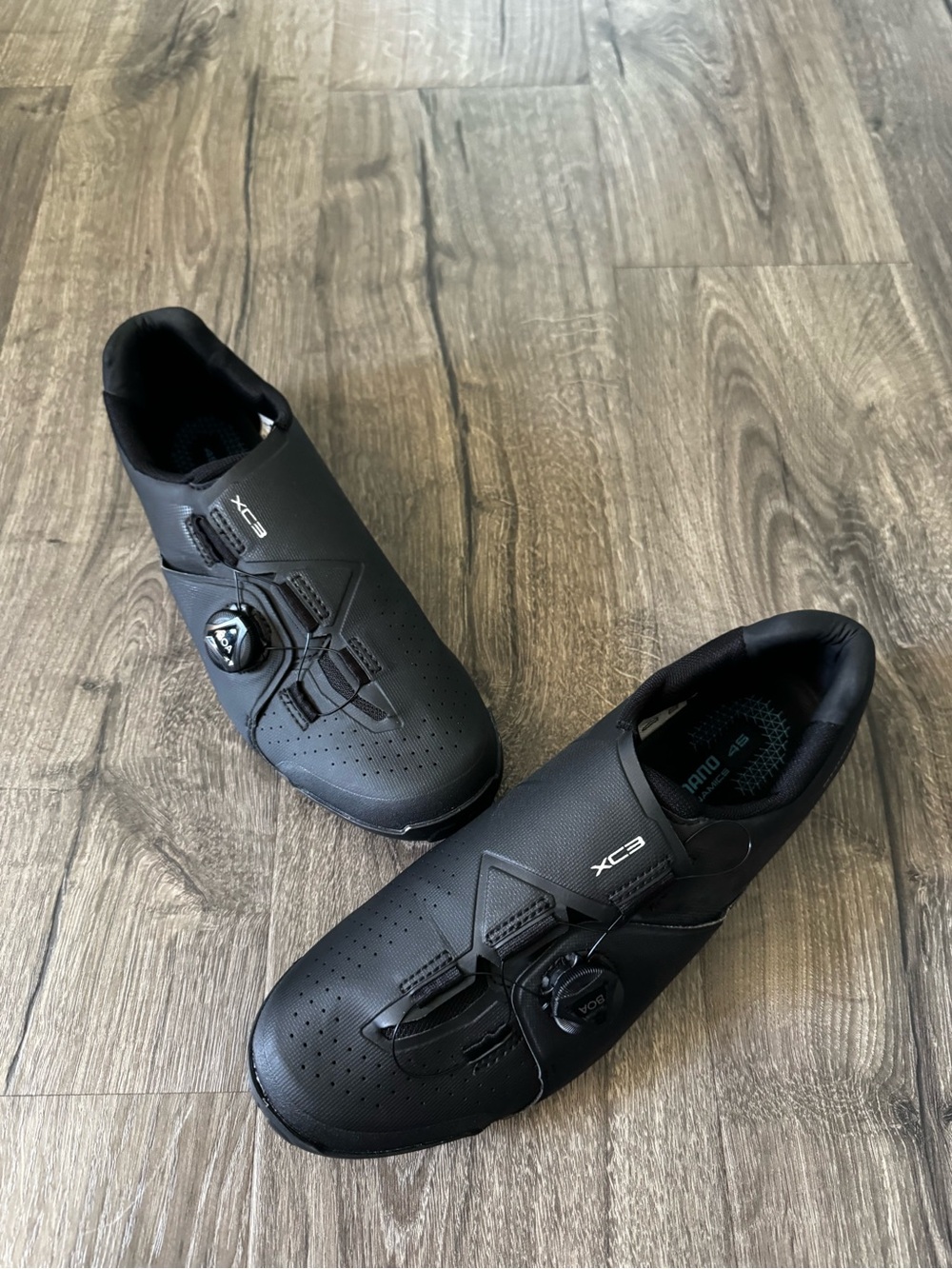 Shimano XC3 Cycling Shoes Mens 10.5 EU 45 Black BOA Cleats pedaling dynamics